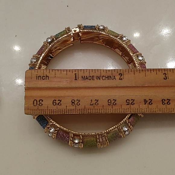 Gorgeous Bangel Bracelet - Picture 8 of 8